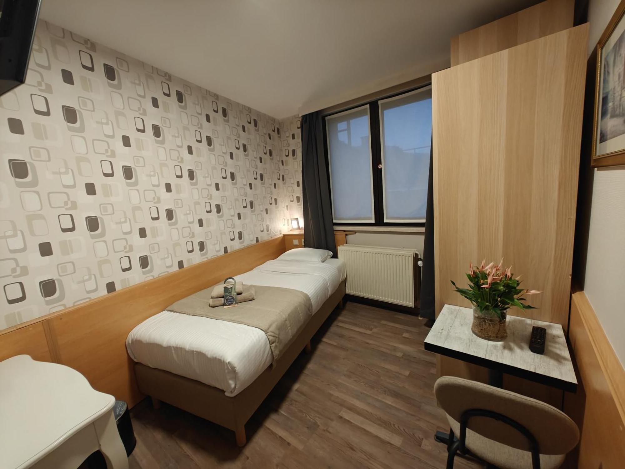 Hotel Tropicana Blankenberge Buitenkant foto